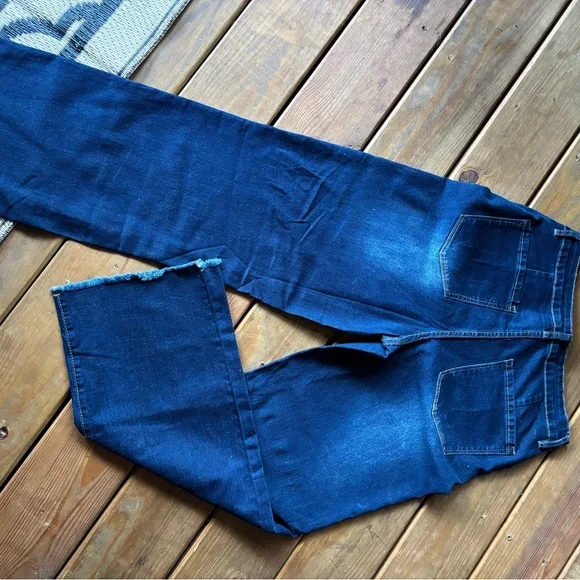 Women’s Blue Jeans - Picture 2 of 2